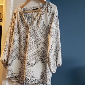 Black and white Ivanka Trump shirt